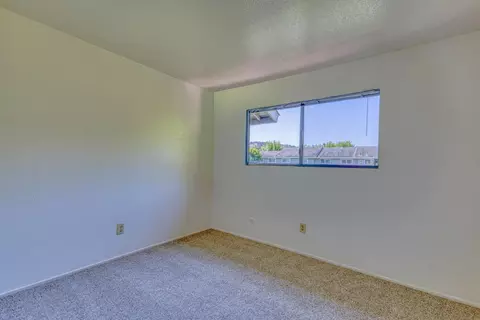 Bedroom - 19100 Creekside Pl, Salinas, CA 93908 photo 4 of 5