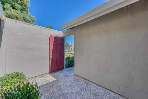 Exterior - 19100 Creekside Pl, Salinas, CA 93908 photo 3 of 12