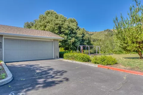 Exterior - 19100 Creekside Pl, Salinas, CA 93908 photo 11 of 12