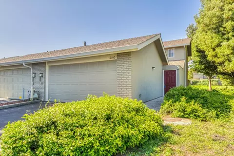 19100 Creekside Pl, Salinas, CA 93908