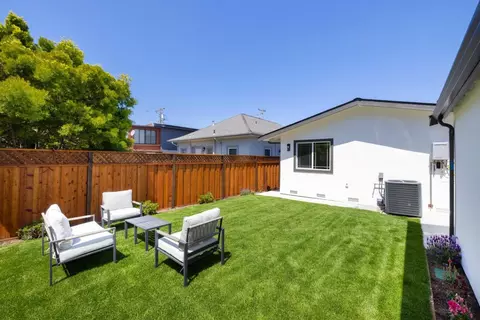 Exterior - 936 Camelia St, Berkeley, CA 94710 photo 7 of 12