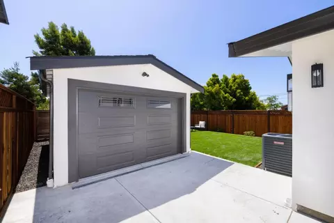 Exterior - 936 Camelia St, Berkeley, CA 94710 photo 5 of 12