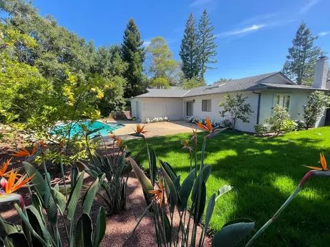 50 Los Altos Ave, Los Altos, CA 94022