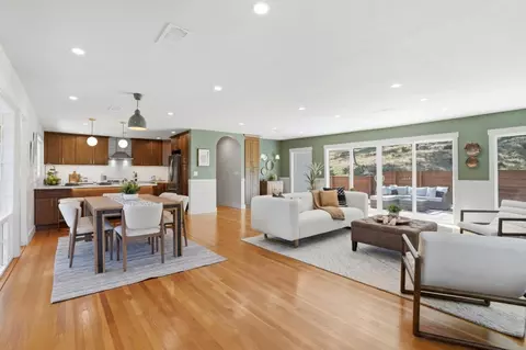 1002 Hacienda Dr, Walnut Creek, CA 94598