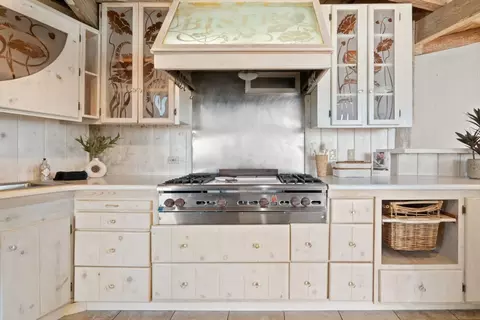Kitchen - 731 Clubhouse Dr, Aptos, CA 95003 photo 2 of 7