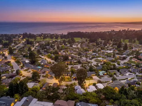 View/Area - 731 Clubhouse Dr, Aptos, CA 95003 photo 1 of 4