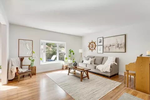 Living - 9465 Valley Oak Way, Prunedale, CA 93907 photo 1 of 6