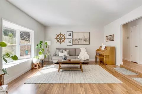 Living - 9465 Valley Oak Way, Prunedale, CA 93907 photo 2 of 6