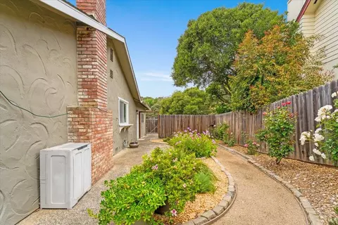 Exterior - 9465 Valley Oak Way, Prunedale, CA 93907 photo 8 of 18