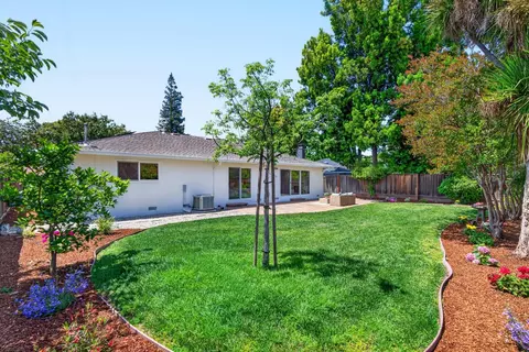 Exterior - 1422 Wright Ave, Sunnyvale, CA 94087 photo 5 of 7