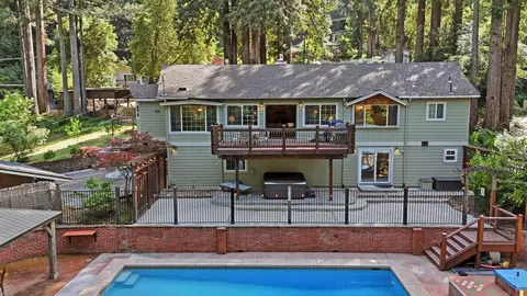 430 Saint Francis Dr, Boulder Creek, CA 95006