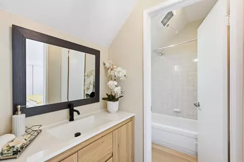 Bath - 1924 Silverwood Ave, Mountain View, CA 94043 photo 2 of 3