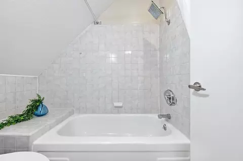 Bath - 1924 Silverwood Ave, Mountain View, CA 94043 photo 3 of 3