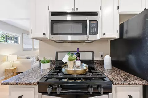 Kitchen - 1924 Silverwood Ave, Mountain View, CA 94043 photo 2 of 3