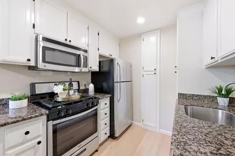 Kitchen - 1924 Silverwood Ave, Mountain View, CA 94043 photo 1 of 3