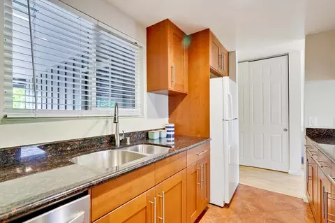 Kitchen - 1123 Reed Ave C, Sunnyvale, CA 94086 photo 4 of 4