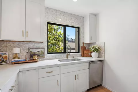 Kitchen - 34 Corte Oriental, Greenbrae, CA 94904 photo 2 of 4