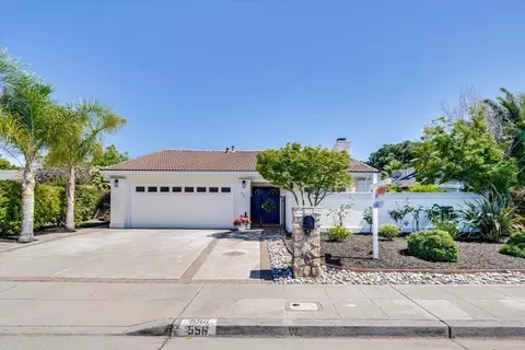 556 Seahorse Ln, Redwood City, CA 94065