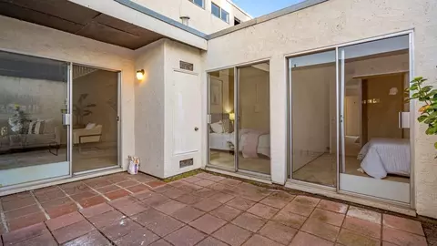 Exterior - 536 Cascade Dr, Sunnyvale, CA 94087 photo 9 of 10