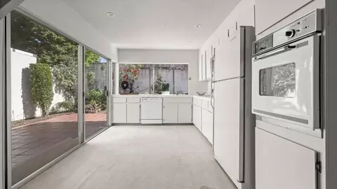 Kitchen - 536 Cascade Dr, Sunnyvale, CA 94087 photo 1 of 2