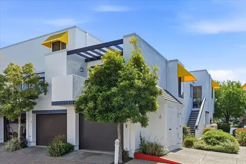 686 Portofino Ln, Foster City, CA 94404
