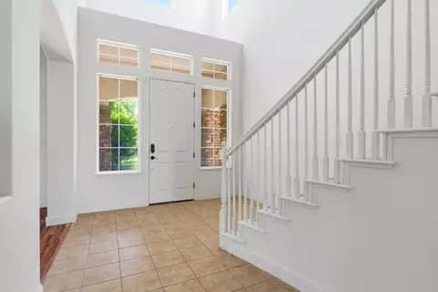 Entry Way - 881 Trestle Pt, Lathrop, CA 95330 photo 1 of 4