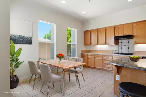 Kitchen - 881 Trestle Pt, Lathrop, CA 95330 photo 4 of 4