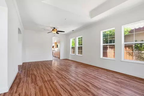 Living - 881 Trestle Pt, Lathrop, CA 95330 photo 5 of 6