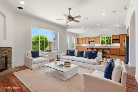 Living - 881 Trestle Pt, Lathrop, CA 95330 photo 3 of 6