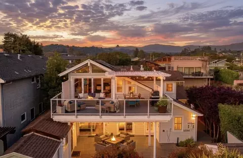 129 Santa Cruz Ave, Aptos, CA 95003