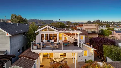 129 Santa Cruz Ave, Aptos, CA 95003