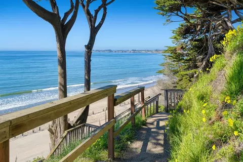 View/Area - 102 Long Leaf Ln, Aptos, CA 95003 photo 8 of 10