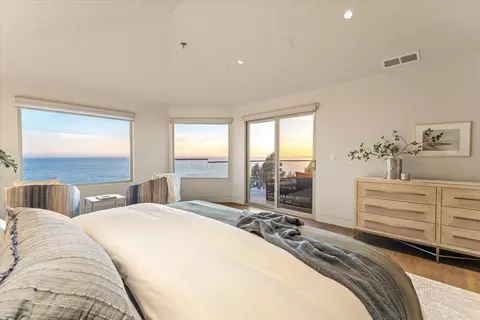 Bedroom - 102 Long Leaf Ln, Aptos, CA 95003 photo 8 of 9