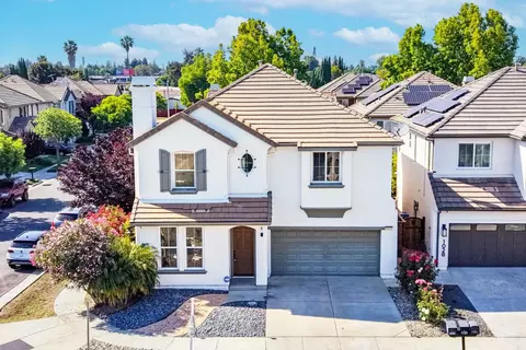 1022 Banyan Ct, San Jose, CA 95131