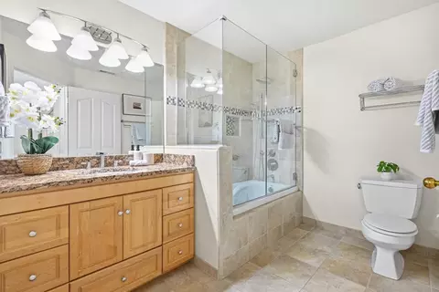 Bath - 635 Tami Way, Mountain View, CA 94041 photo 3 of 4