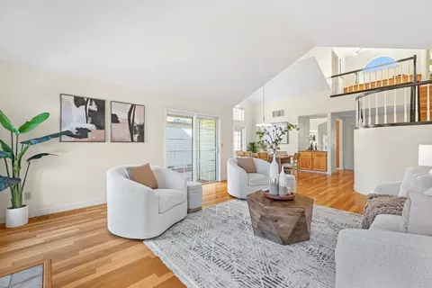 Living - 635 Tami Way, Mountain View, CA 94041 photo 3 of 3