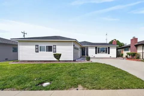 782 Fairfax Dr, Salinas, CA 93901
