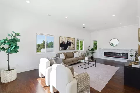 Living - 23051 23051a Henry Ln, Hayward, CA 94541 photo 2 of 11