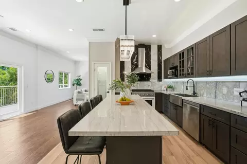Kitchen - 23051 23051a Henry Ln, Hayward, CA 94541 photo 1 of 6