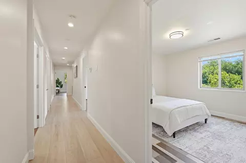 Entry Way - 23051 23051a Henry Ln, Hayward, CA 94541 photo 4 of 4