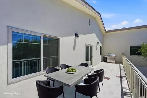 Exterior - 23051 23051a Henry Ln, Hayward, CA 94541 photo 8 of 13