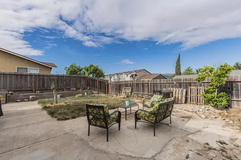 Exterior - 400 Granada St, Soledad, CA 93960 photo 7 of 9