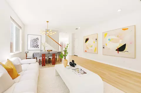 950 Mouton Cir, East Palo Alto, CA 94303