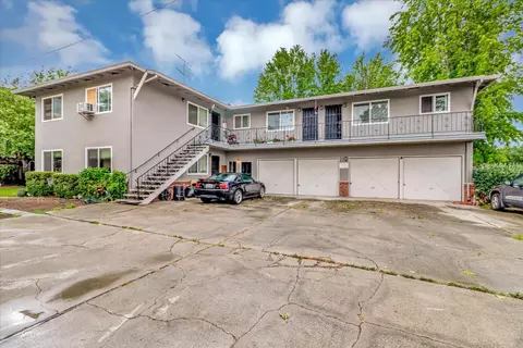 822 Opal Dr, San Jose, CA 95117