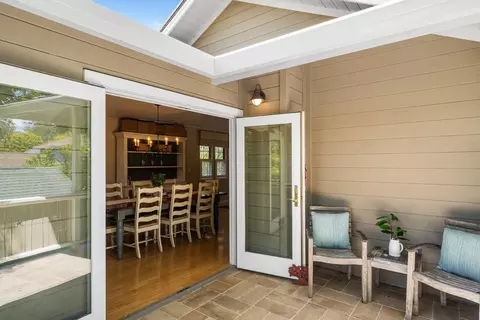 Exterior - 335 13th Ave, Santa Cruz, CA 95062 photo 7 of 27