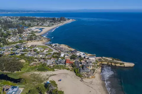 View/Area - 335 13th Ave, Santa Cruz, CA 95062 photo 5 of 10