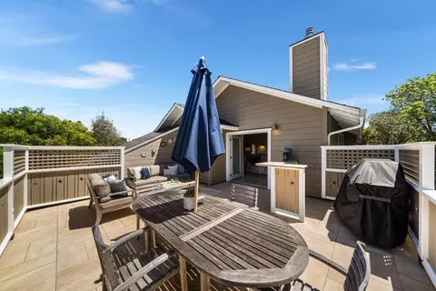 Exterior - 335 13th Ave, Santa Cruz, CA 95062 photo 10 of 27