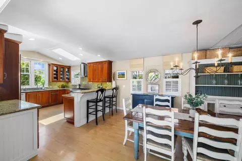 Kitchen - 335 13th Ave, Santa Cruz, CA 95062 photo 8 of 8