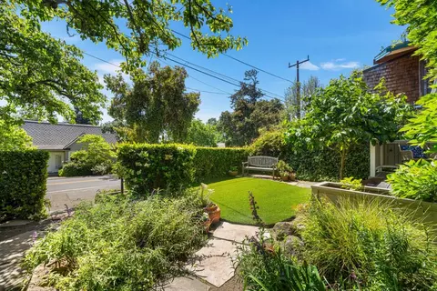 Exterior - 335 13th Ave, Santa Cruz, CA 95062 photo 22 of 27