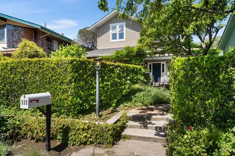 335 13th Ave, Santa Cruz, CA 95062